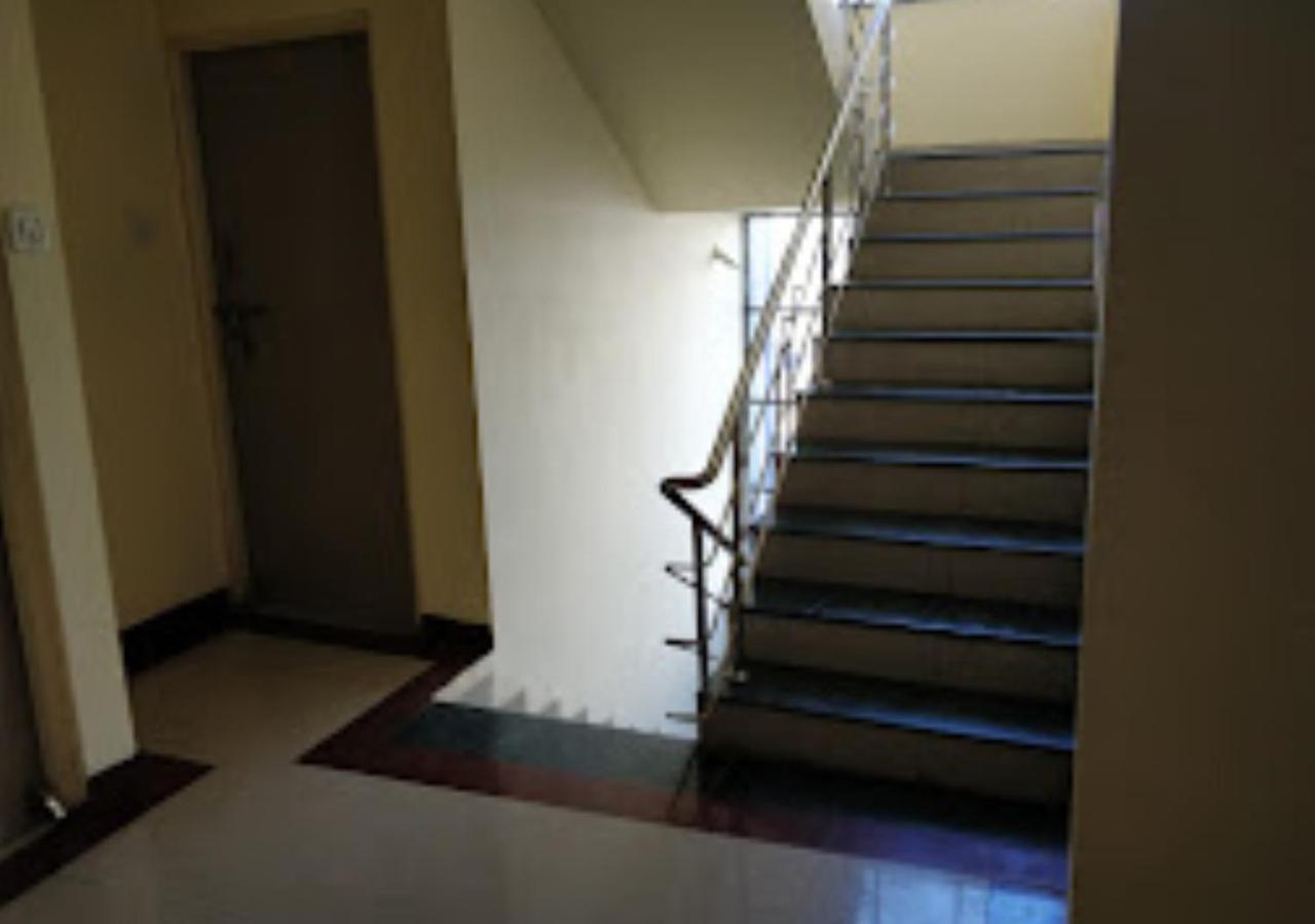 Hotel Mayur Restaurant Chandrapur Exteriör bild